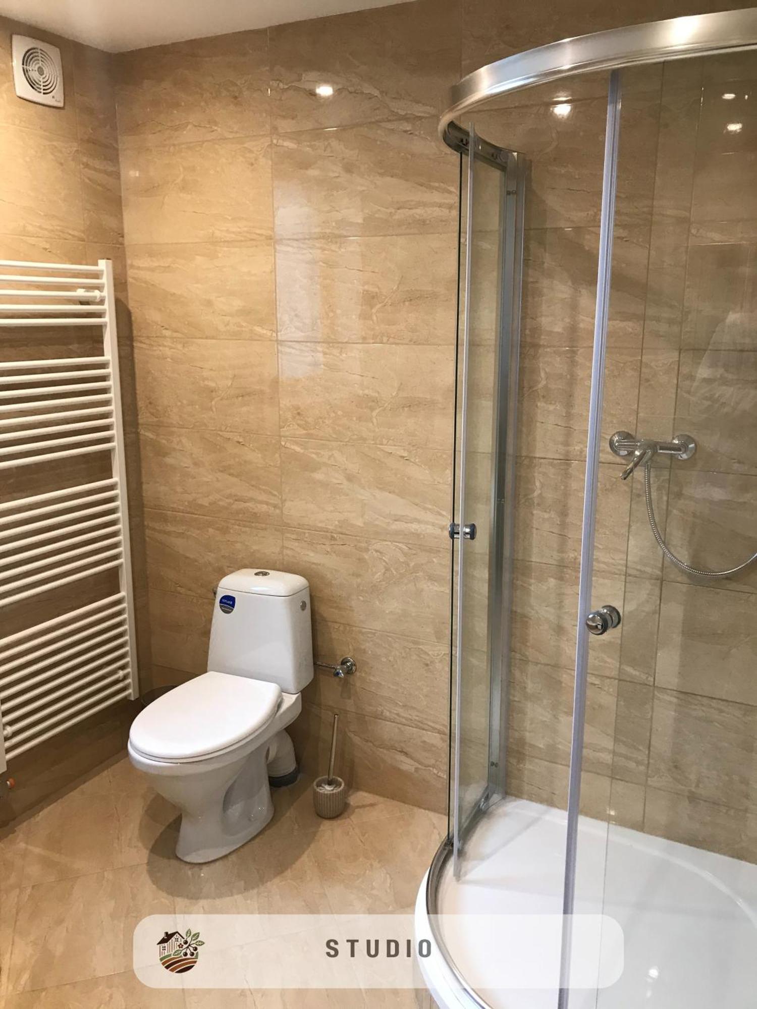 Apartmanovy Dom Felsővisnyó Kültér fotó